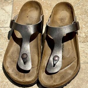Ladies Birkenstock GIZEH sandals. Graceful Taupe color.  Gently worn  size 39